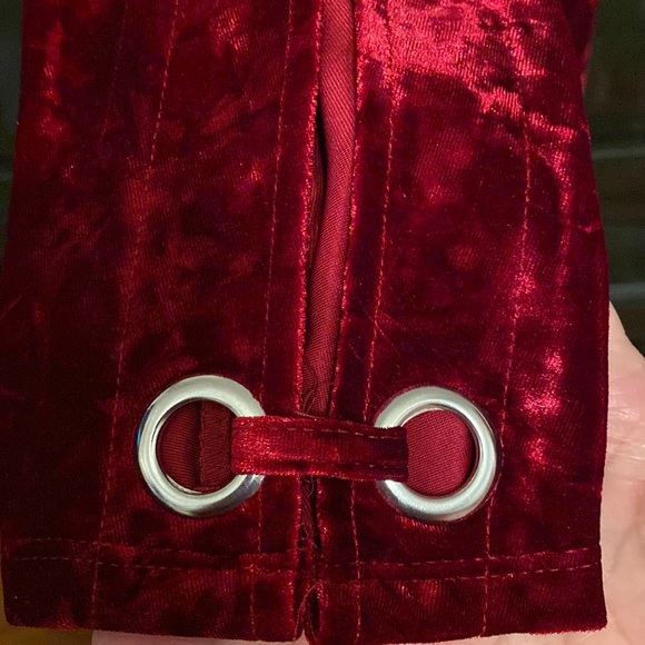 Cable & Gauge red velvet open quarter sleeves blouse. Size Petite Medium - Picture 5 of 10